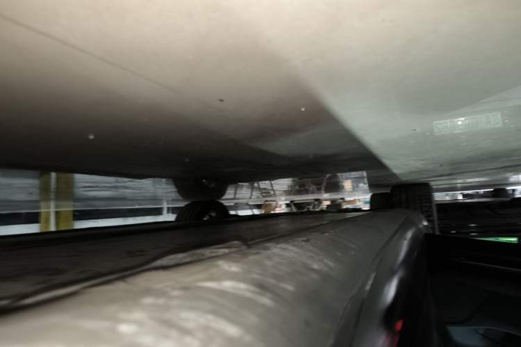Used Tesla Model 3 2020 Standard Range Rear-Wheel Drive Upgraded Version Left Side Sill