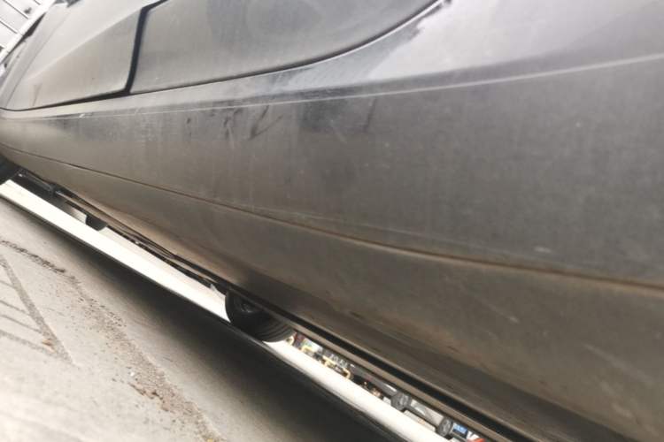 Used Tesla Model 3 2020 Standard Range Rear-Wheel Drive Upgraded Version Left Side Sill
