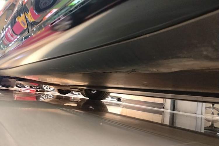 Used Tesla Model 3 2020 Refreshed Version Long-Range Rear-Wheel Drive Left Side Sill