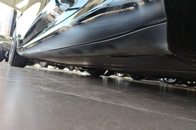 Used Tesla Model 3 2020 Standard Range Rear-Wheel Drive Upgraded Version Left Side Sill