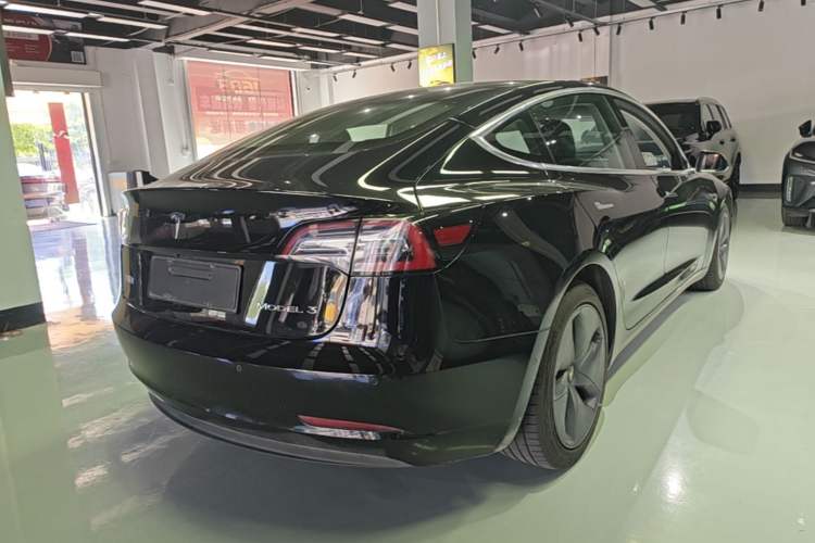 Used Tesla Model 3 2020 Revised Version Standard Range Rear-Wheel Drive – Upgraded Edition Rear Right 45 Deg