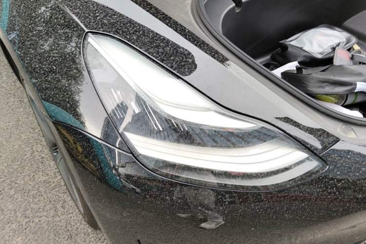 Used Tesla Model 3 2020 Revised Version Standard Range Rear-Wheel Drive – Upgraded Edition Right Front Headlight