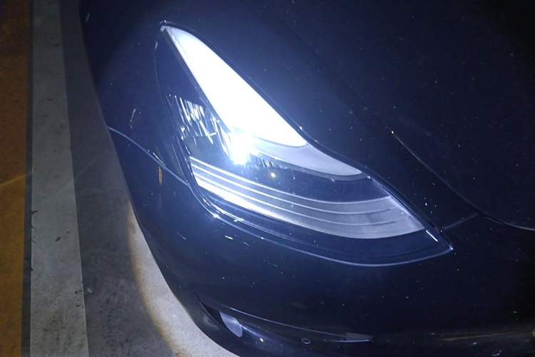 Used Tesla Model 3 2020 Standard Range Rear-Wheel Drive Upgraded Version Right Front Headlight