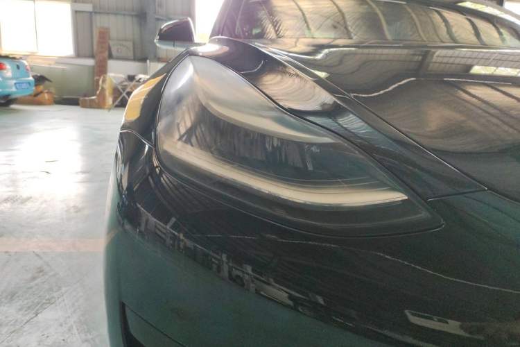Used Tesla Model 3 2020 Revised Version Standard Range Rear-Wheel Drive – Upgraded Edition Right Front Headlight