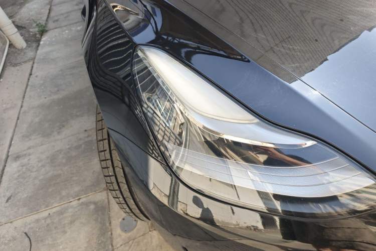 Used Tesla Model 3 2020 Revised Version Standard Range Rear-Wheel Drive – Upgraded Edition Right Front Headlight
