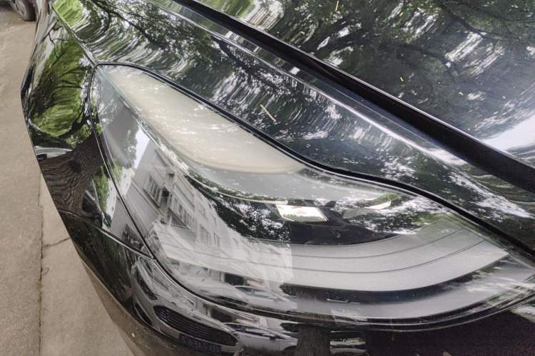 Used Tesla Model 3 2020 Revised Version Standard Range Rear-Wheel Drive – Upgraded Edition Right Front Headlight