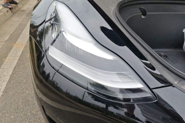 Used Tesla Model 3 2020 Standard Range Rear-Wheel Drive Upgraded Version Right Front Headlight