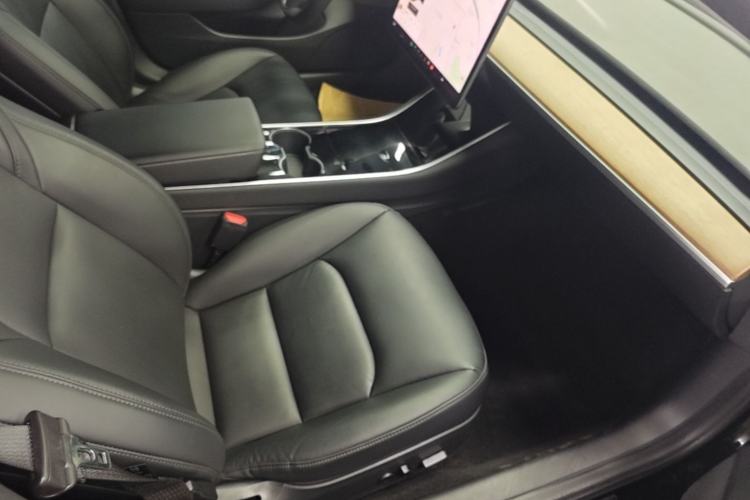 Used Tesla Model 3 2020 Revised Version Standard Range Rear-Wheel Drive – Upgraded Edition Right Front Seat