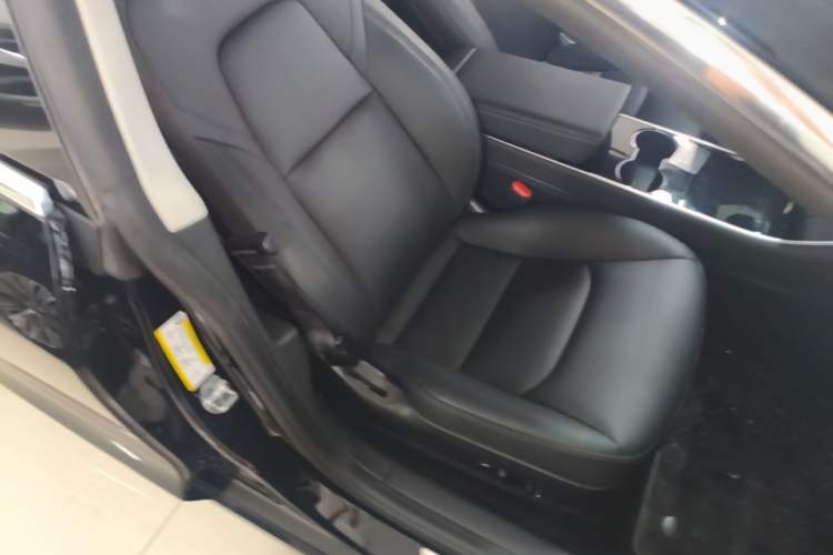 Used Tesla Model 3 2020 Revised Version Standard Range Rear-Wheel Drive – Upgraded Edition Right Front Seat