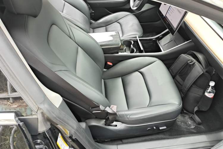 Used Tesla Model 3 2020 Revised Version Standard Range Rear-Wheel Drive – Upgraded Edition Right Front Seat
