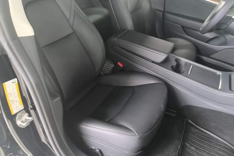 Used Tesla Model 3 2020 Revised Version Standard Range Rear-Wheel Drive – Upgraded Edition Right Front Seat