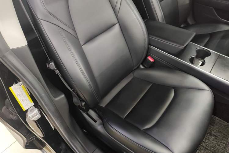 Used Tesla Model 3 2020 Standard Range Rear-Wheel Drive Upgraded Version Right Front Seat