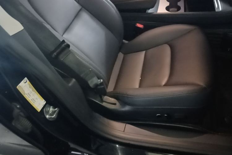 Used Tesla Model 3 2020 Revised Version Standard Range Rear-Wheel Drive – Upgraded Edition Right Front Seat