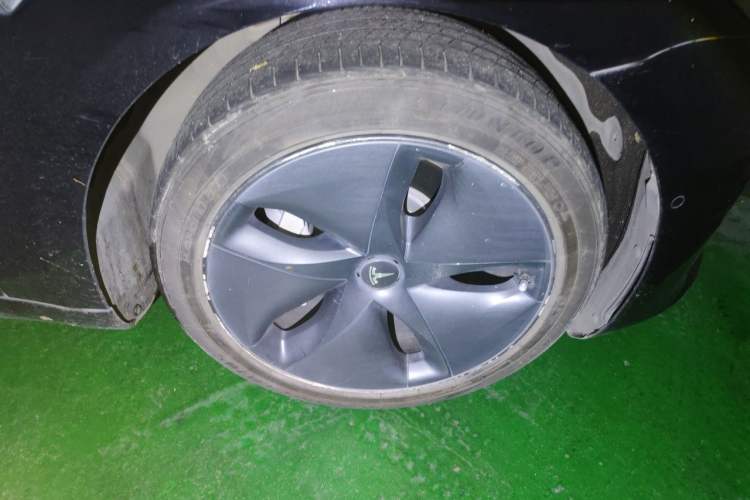 Used Tesla Model 3 2020 Standard Range Rear-Wheel Drive Upgraded Version Right Front Wheel Hub