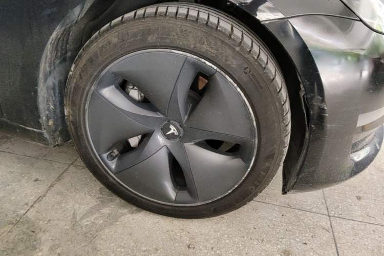 Used Tesla Model 3 2020 Refreshed Version Long-Range Rear-Wheel Drive Right Front Wheel Hub