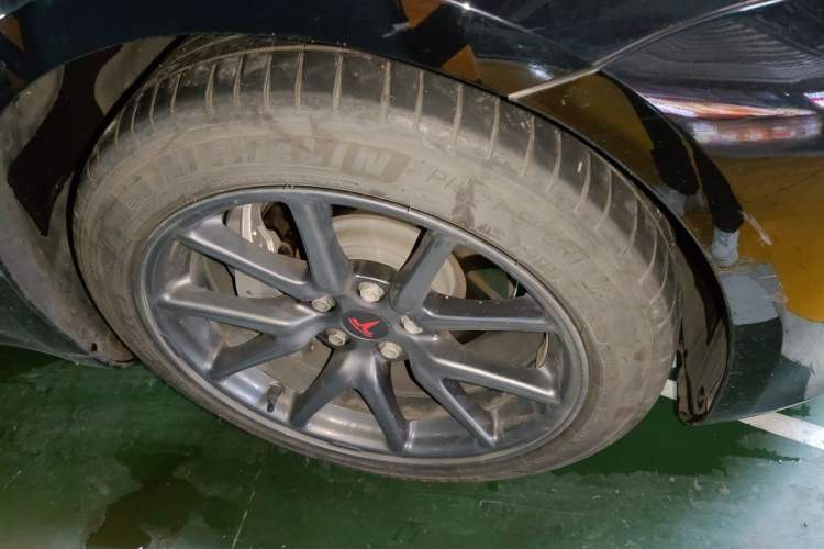 Used Tesla Model 3 2020 Standard Range Rear-Wheel Drive Upgraded Version Right Front Wheel Hub