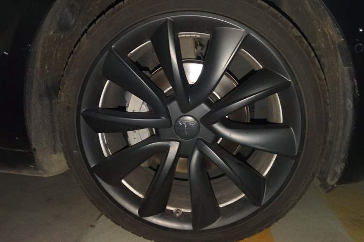 Used Tesla Model 3 2020 Standard Range Rear-Wheel Drive Upgraded Version Right Front Wheel Hub