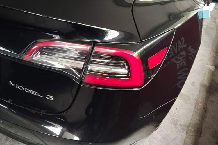 Used Tesla Model 3 2020 Standard Range Rear-Wheel Drive Upgraded Version Right Rear Taillight