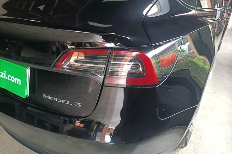 Used Tesla Model 3 2020 Standard Range Rear-Wheel Drive Upgraded Version Right Rear Taillight