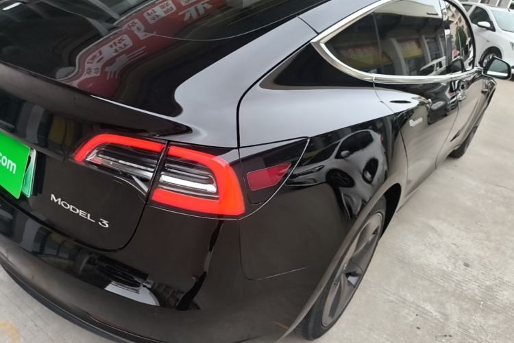 Used Tesla Model 3 2020 Revised Version Standard Range Rear-Wheel Drive – Upgraded Edition Right Rear Taillight
