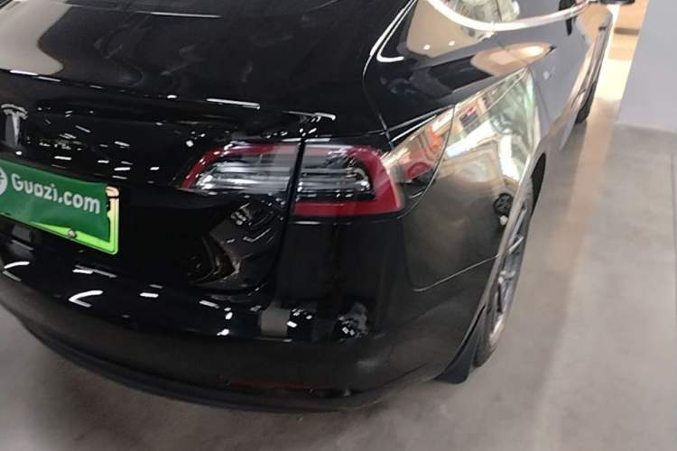 Used Tesla Model 3 2020 Revised Version Standard Range Rear-Wheel Drive – Upgraded Edition Right Rear Taillight