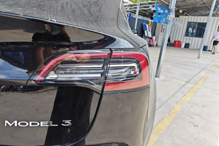 Used Tesla Model 3 2020 Standard Range Rear-Wheel Drive Upgraded Version Right Rear Taillight