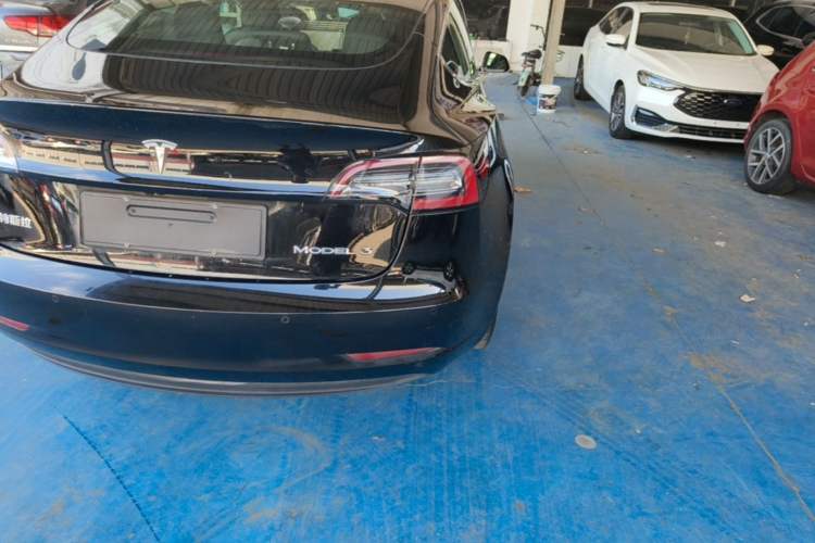 Used Tesla Model 3 2020 Revised Version Standard Range Rear-Wheel Drive – Upgraded Edition Right Rear Taillight
