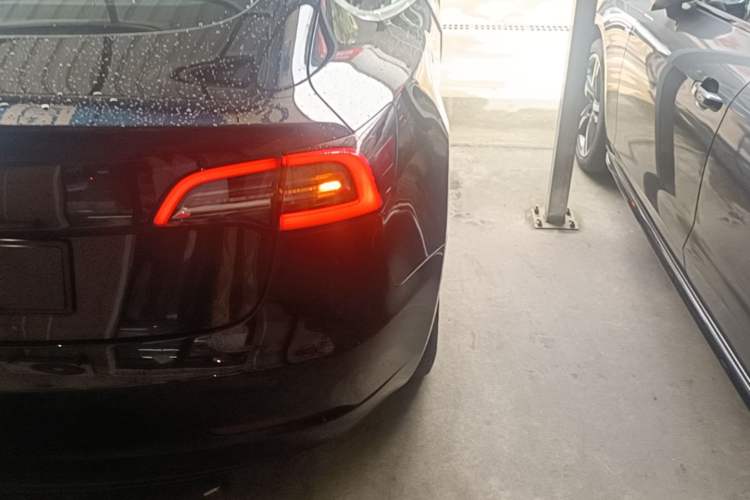 Used Tesla Model 3 2020 Refreshed Version Long-Range Rear-Wheel Drive Right Rear Taillight
