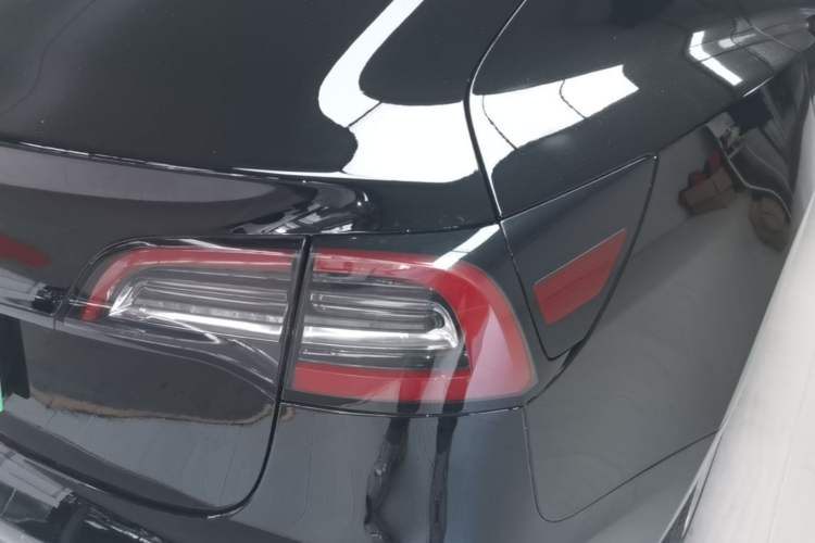 Used Tesla Model 3 2020 Standard Range Rear-Wheel Drive Upgraded Version Right Rear Taillight