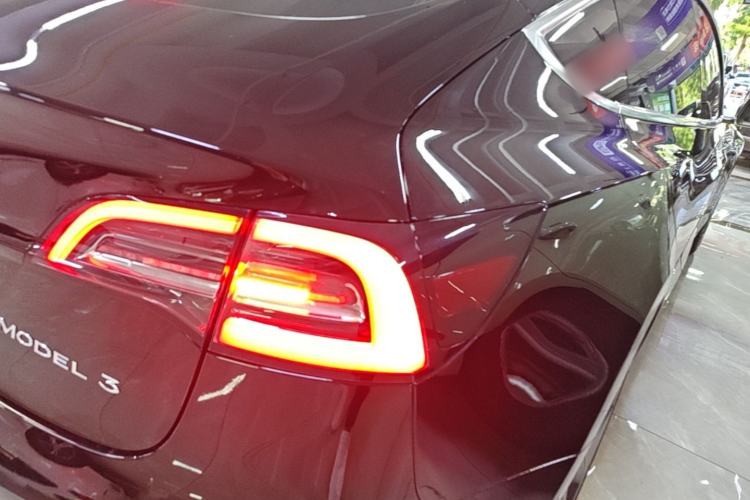 Used Tesla Model 3 2020 Standard Range Rear-Wheel Drive Upgraded Version Right Rear Taillight