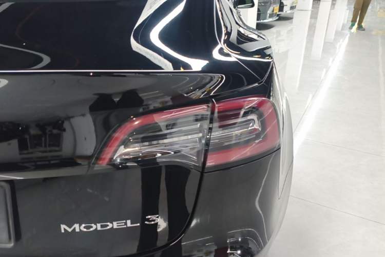 Used Tesla Model 3 2020 Refreshed Version Long-Range Rear-Wheel Drive Right Rear Taillight