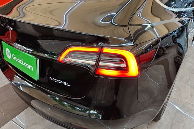 Used Tesla Model 3 2020 Standard Range Rear-Wheel Drive Upgraded Version Right Rear Taillight