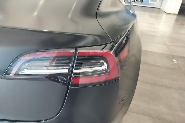 Used Tesla Model 3 2020 Refreshed Version Long-Range Rear-Wheel Drive Right Rear Taillight