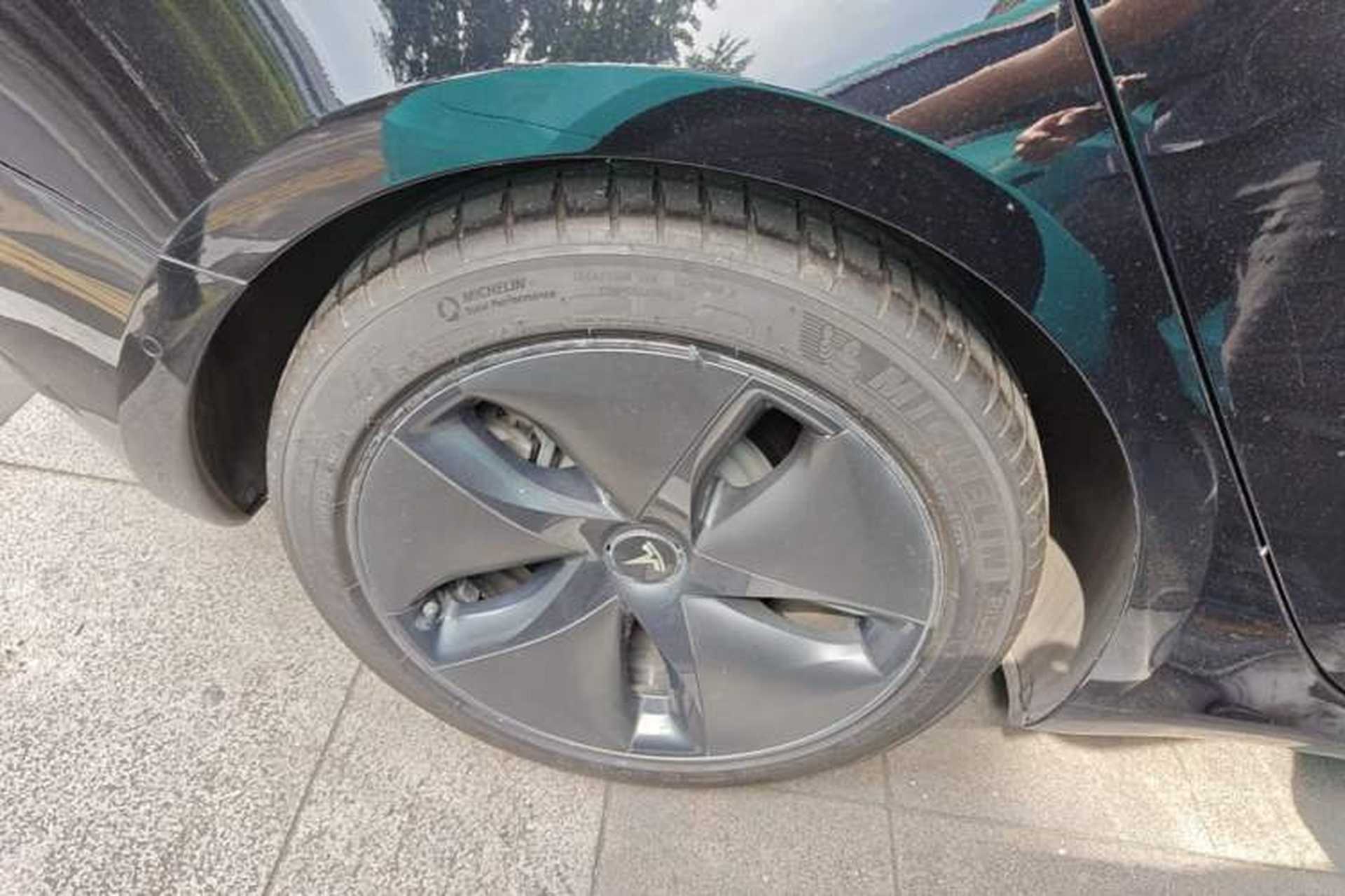 Used Tesla Model 3 2020 Standard Range Rear-Wheel Drive Upgraded Version Right Rear Wheel Hub