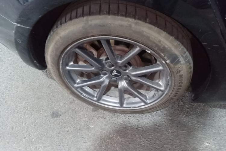 Used Tesla Model 3 2020 Refreshed Version Long-Range Rear-Wheel Drive Right Rear Wheel Hub