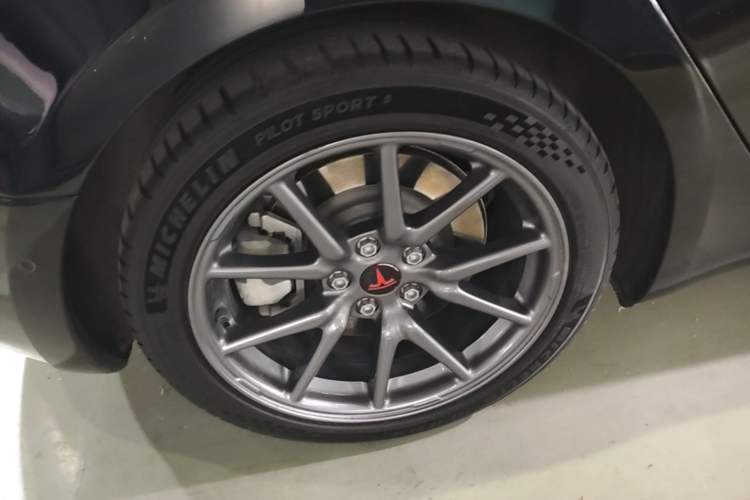 Used Tesla Model 3 2020 Refreshed Version Long-Range Rear-Wheel Drive Right Rear Wheel Hub