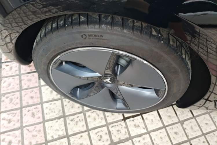 Used Tesla Model 3 2020 Refreshed Version Long-Range Rear-Wheel Drive Right Rear Wheel Hub