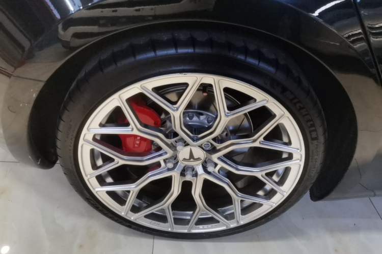 Used Tesla Model 3 2020 Standard Range Rear-Wheel Drive Upgraded Version Right Rear Wheel Hub