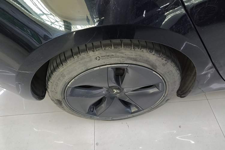 Used Tesla Model 3 2020 Refreshed Version Long-Range Rear-Wheel Drive Right Rear Wheel Hub