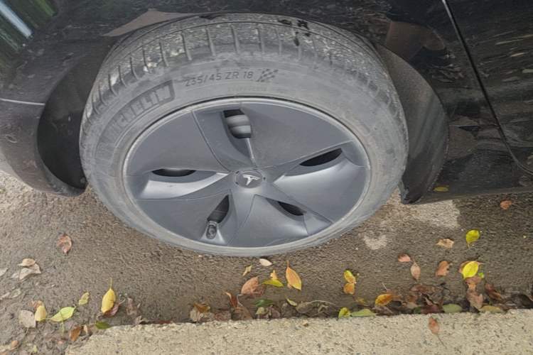 Used Tesla Model 3 2020 Standard Range Rear-Wheel Drive Upgraded Version Right Rear Wheel Hub