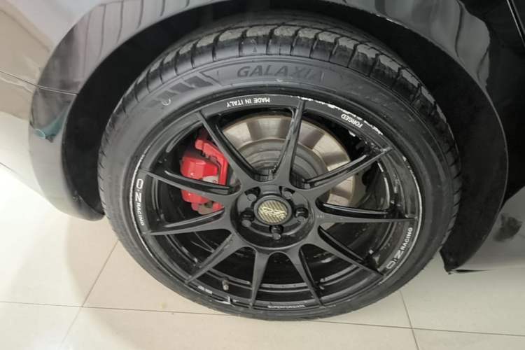 Used Tesla Model 3 2020 Standard Range Rear-Wheel Drive Upgraded Version Right Rear Wheel Hub