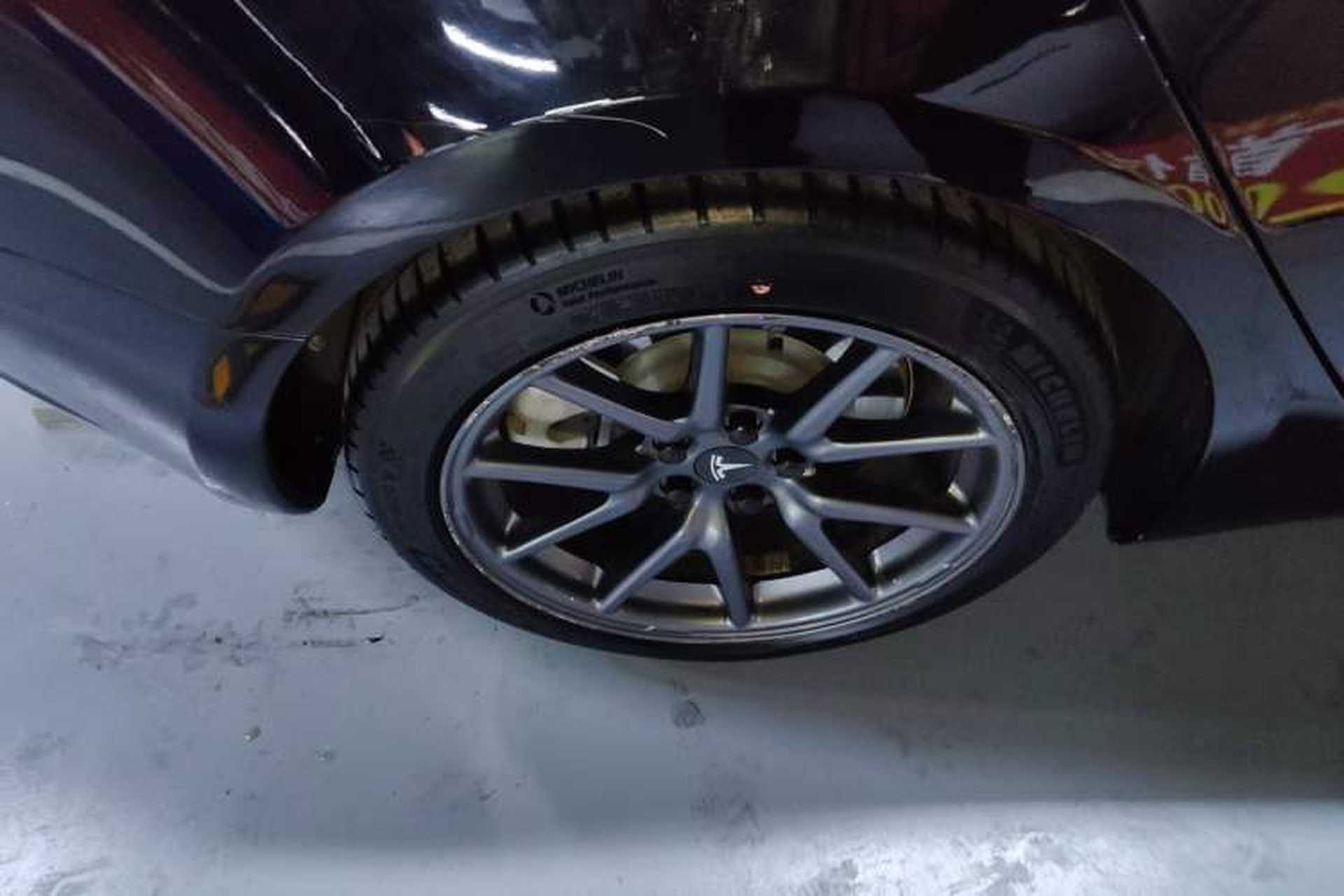 Used Tesla Model 3 2020 Standard Range Rear-Wheel Drive Upgraded Version Right Rear Wheel Hub
