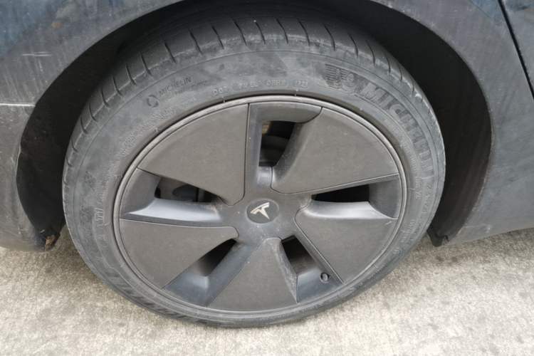 Used Tesla Model 3 2020 Standard Range Rear-Wheel Drive Upgraded Version Right Rear Wheel Hub