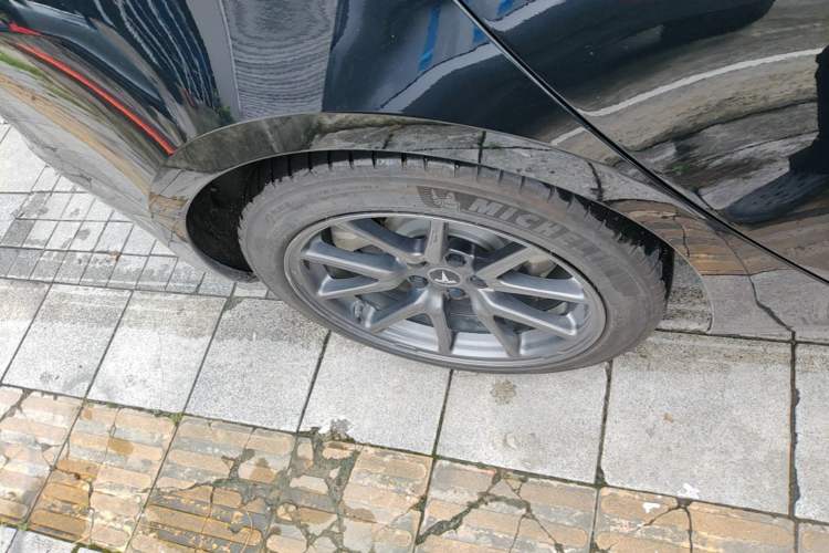 Used Tesla Model 3 2020 Refreshed Version Long-Range Rear-Wheel Drive Right Rear Wheel Hub