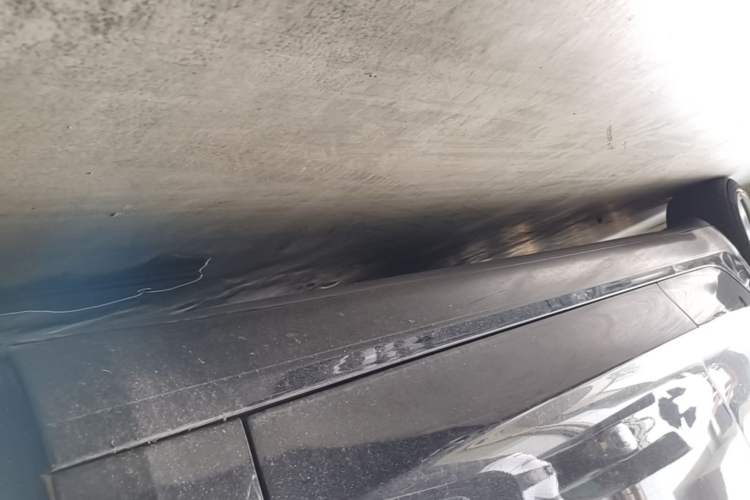 Used Tesla Model 3 2020 Refreshed Version Long-Range Rear-Wheel Drive Right Side Sill