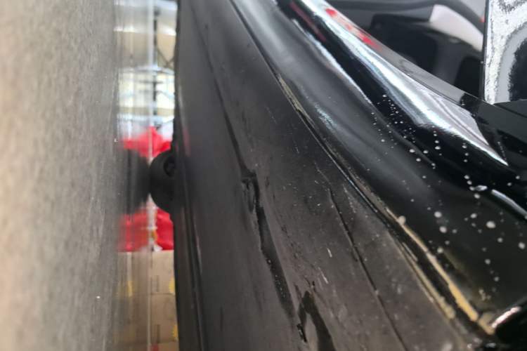 Used Tesla Model 3 2020 Revised Version Standard Range Rear-Wheel Drive – Upgraded Edition Right Side Sill