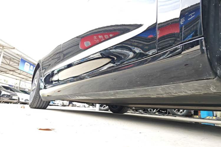 Used Tesla Model 3 2020 Standard Range Rear-Wheel Drive Upgraded Version Right Side Sill