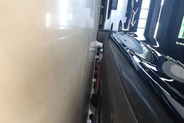 Used Tesla Model 3 2020 Refreshed Version Long-Range Rear-Wheel Drive Right Side Sill