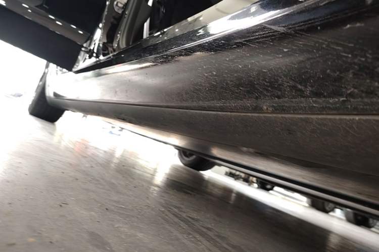Used Tesla Model 3 2020 Standard Range Rear-Wheel Drive Upgraded Version Right Side Sill