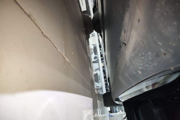 Used Tesla Model 3 2020 Refreshed Version Long-Range Rear-Wheel Drive Right Side Sill